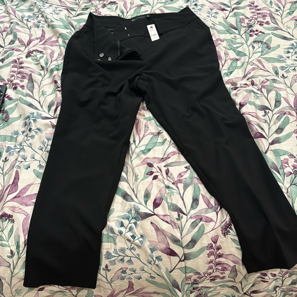 NY and Co. black ankle length slacks